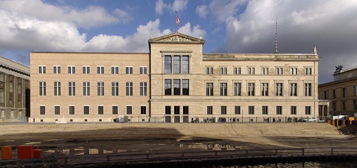 柏林博物馆岛上的 Neues Museum 外立面